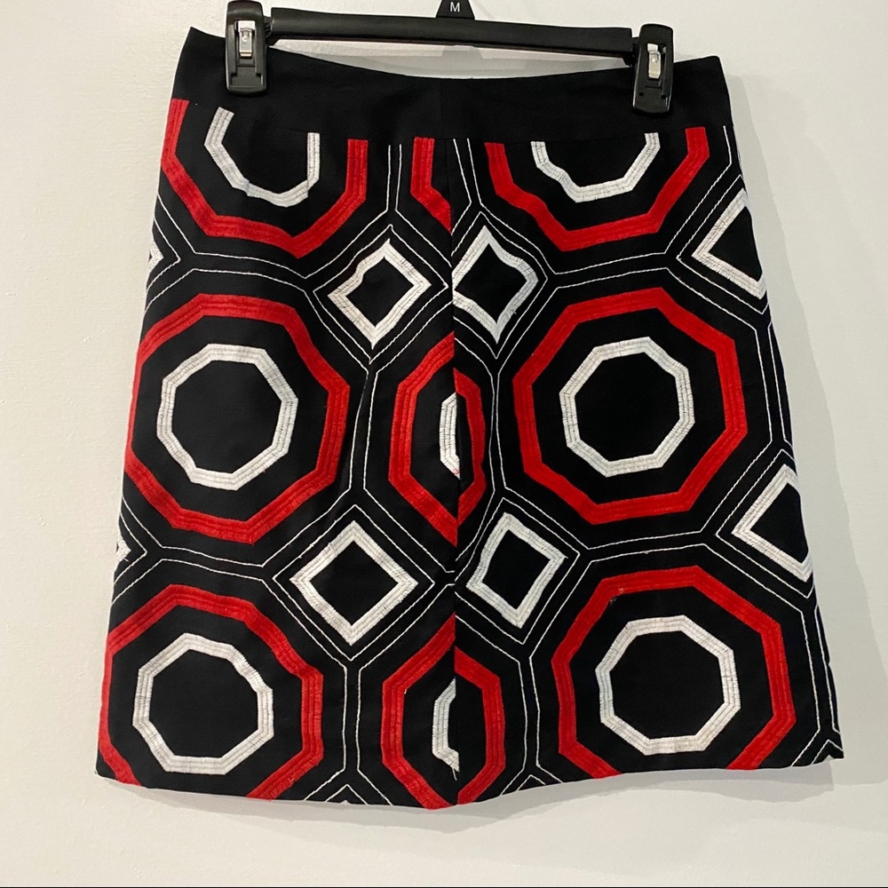 Ann Taylor Petites 4P red white black skirt